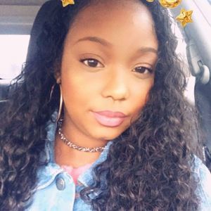 Meet your Posher, Bee